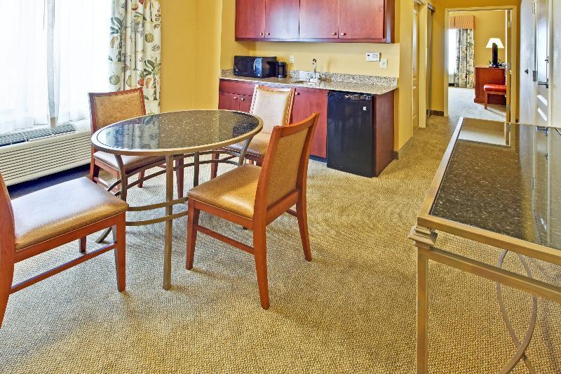 Holiday Inn Express Hotel & Suites Dfw West - Hurst By Ihg Екстер'єр фото